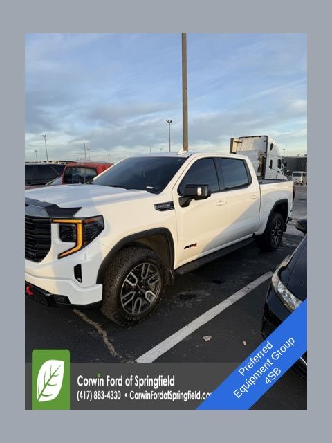 2023 GMC Sierra 1500 AT4's photo