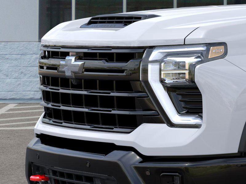 2025 Chevrolet Silverado 2500HD LT photo 13