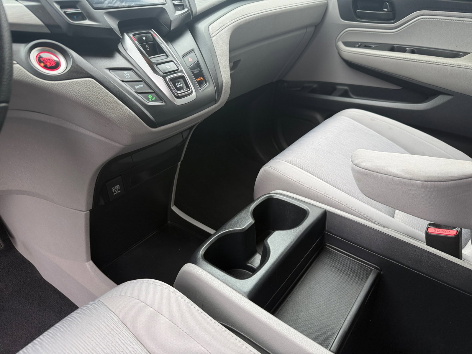 2020 Honda Odyssey LX photo 12