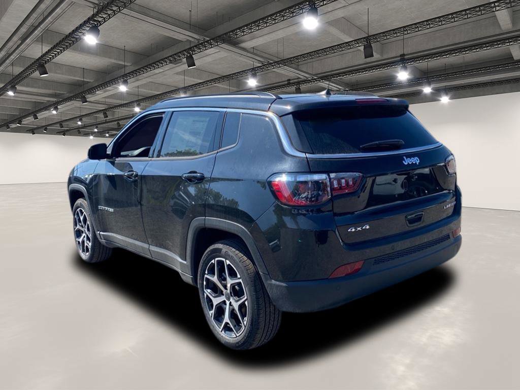 2025 Jeep Compass Limited photo 2