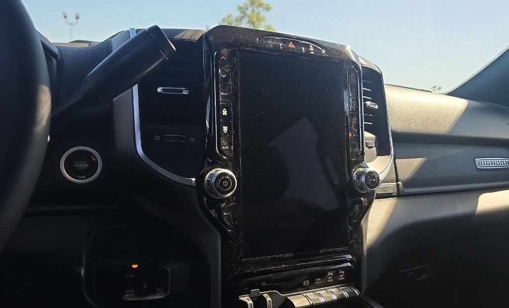 2025 Ram 2500 Big Horn photo 2