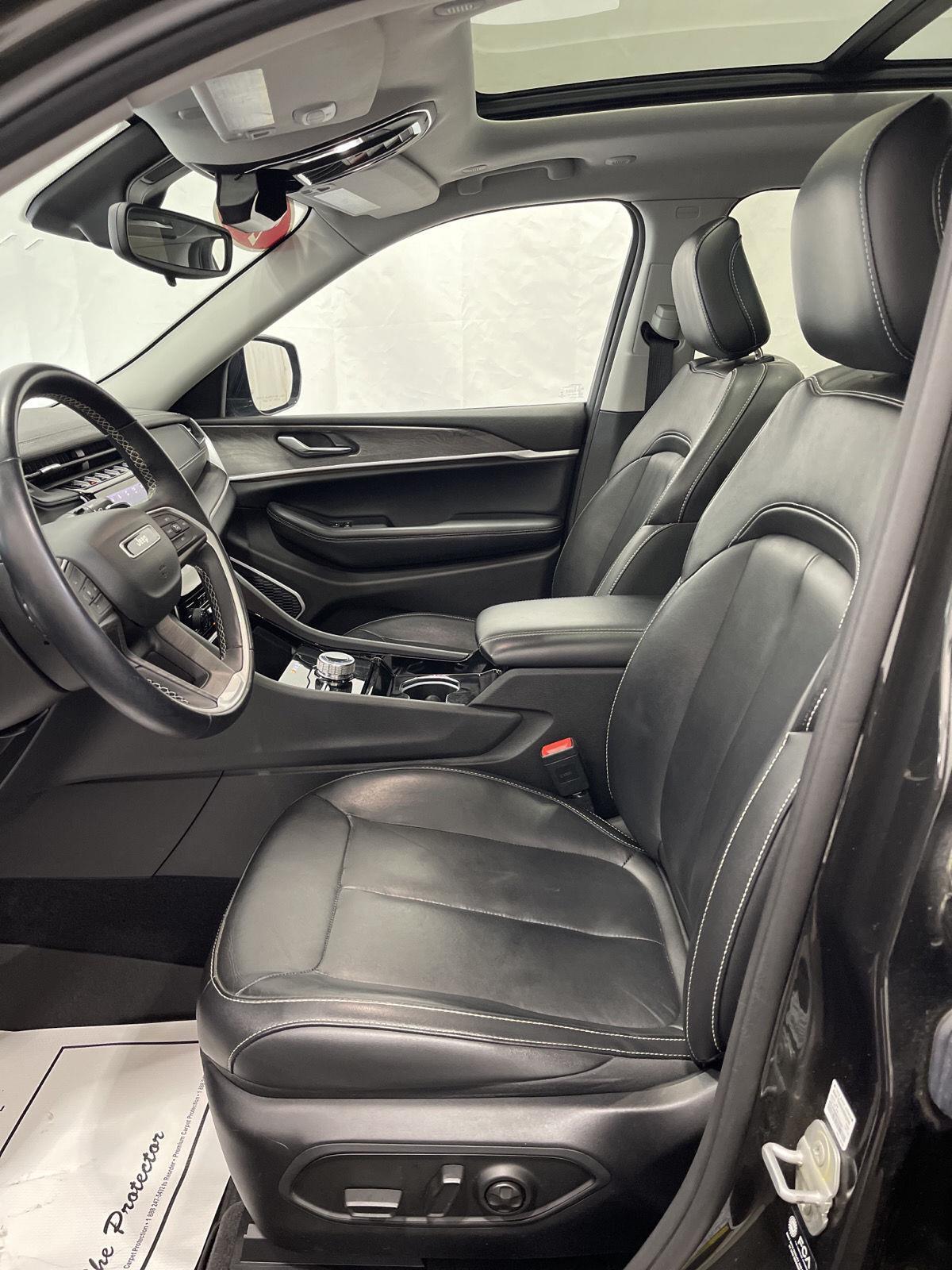 2021 Jeep Grand Cherokee Limited photo 7
