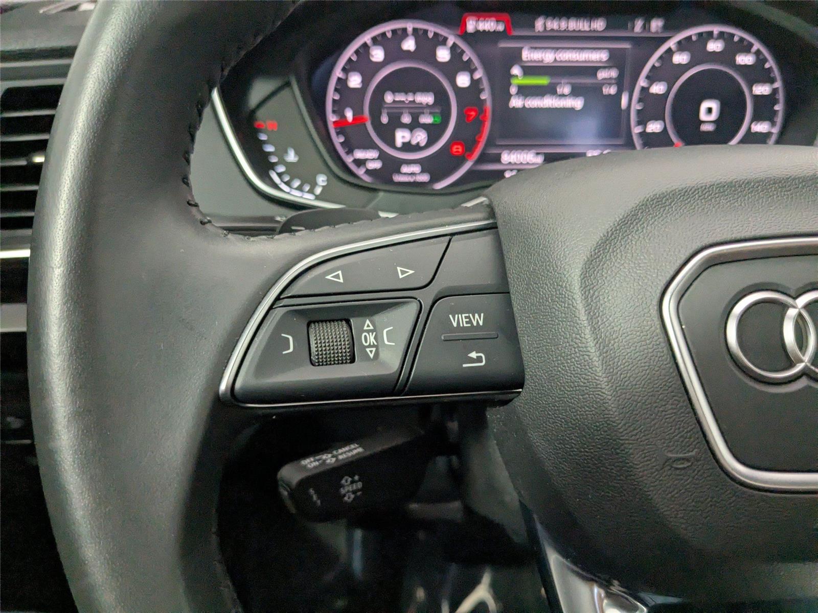 2020 Audi Q5 45 Premium Plus photo 10