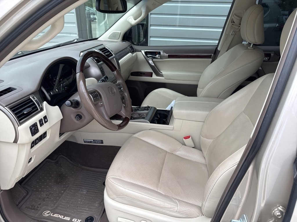 2015 Lexus GX 460 Luxury photo 11