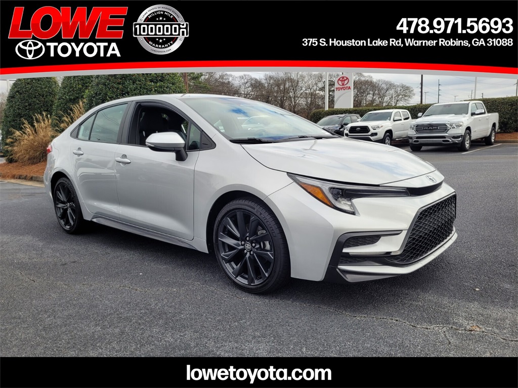 2025 Toyota Corolla SE's photo