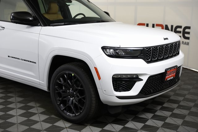 2025 Jeep Grand Cherokee Summit Reserve photo 21