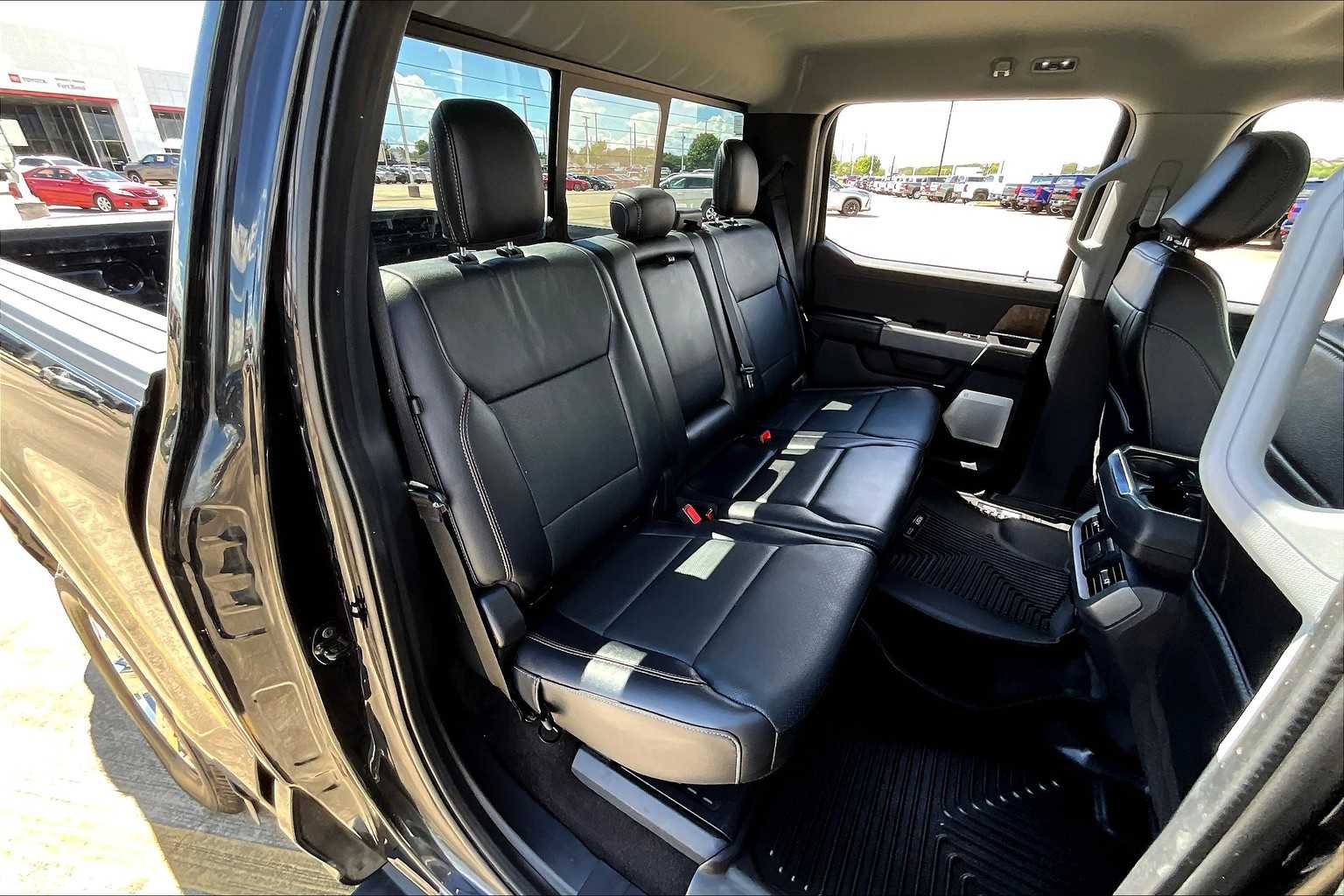 2021 Ford F-150 Lariat photo 19