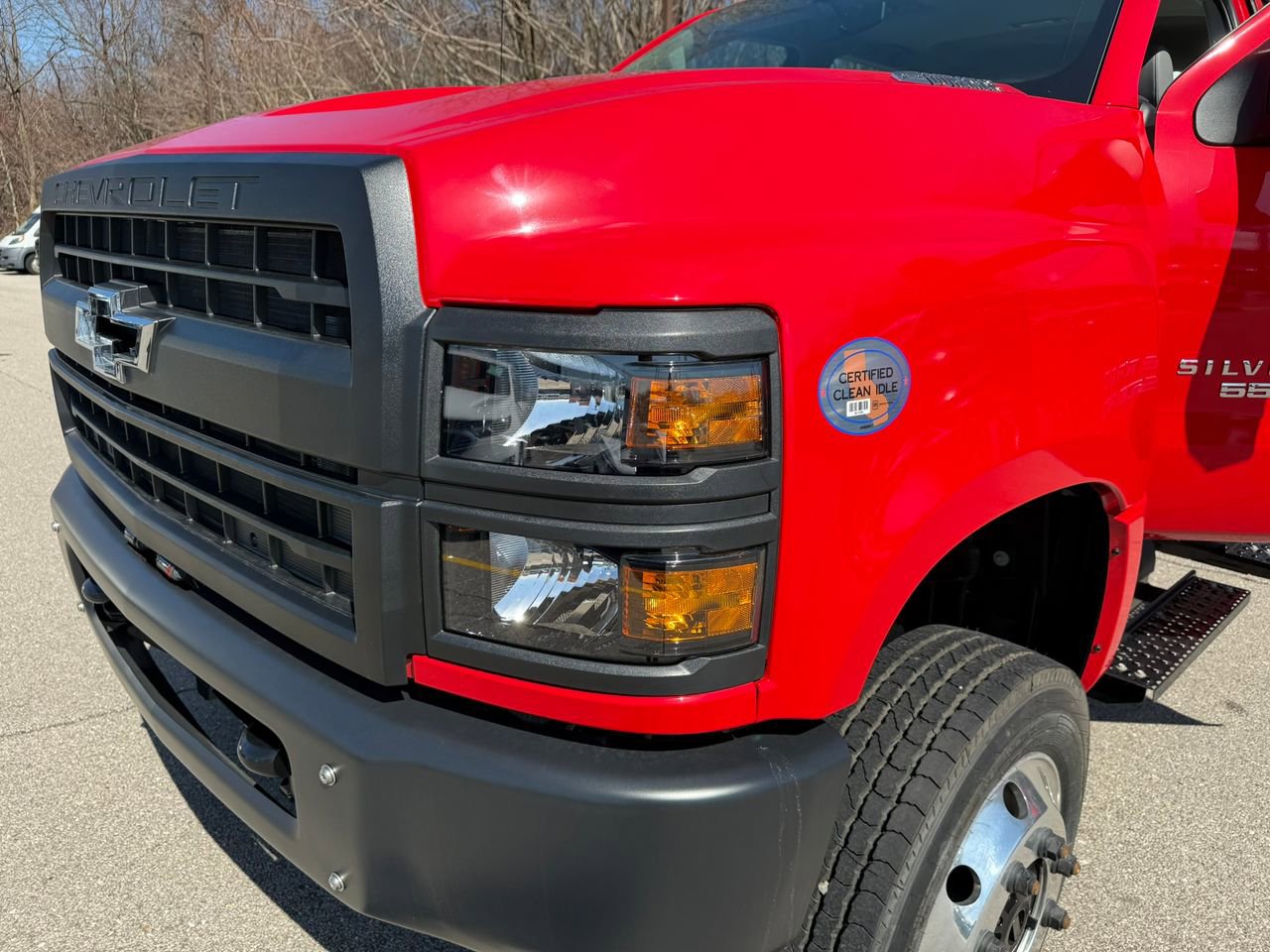 2024 Chevrolet Silverado 5500HD Work Truck photo 26