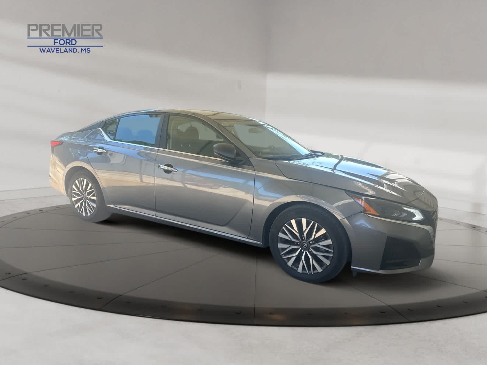 2024 Nissan Altima 2.5 SV photo 7