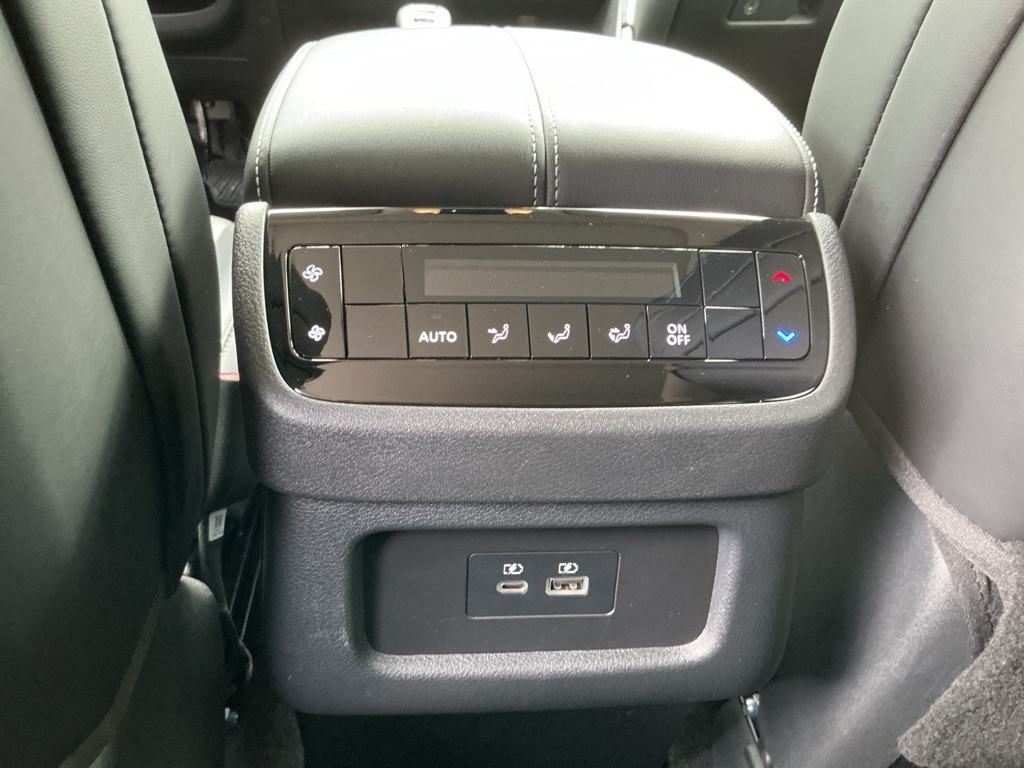 2025 Infiniti QX60 Pure photo 28