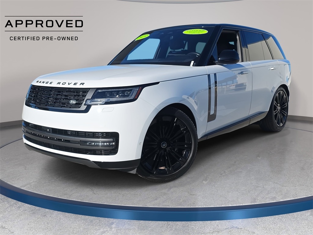 2023 Land Rover Range Rover SE's photo