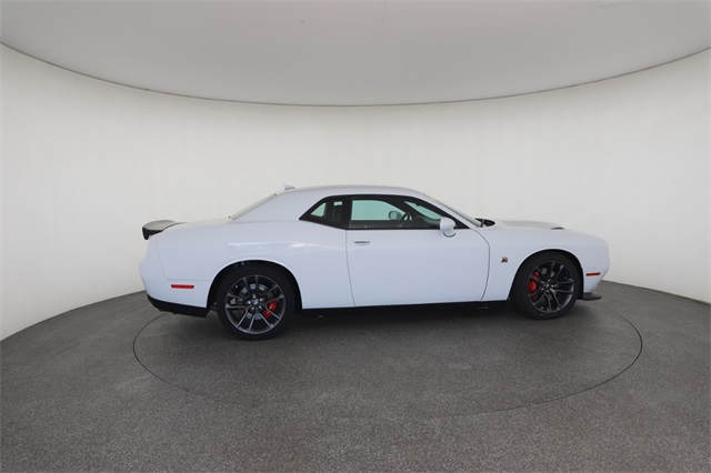 2022 Dodge Challenger R/T Scat Pack photo 22