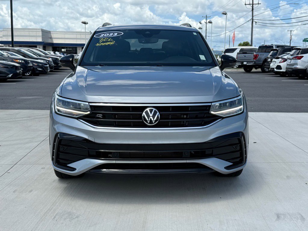 2023 Volkswagen Tiguan SE R-Line Black photo 2