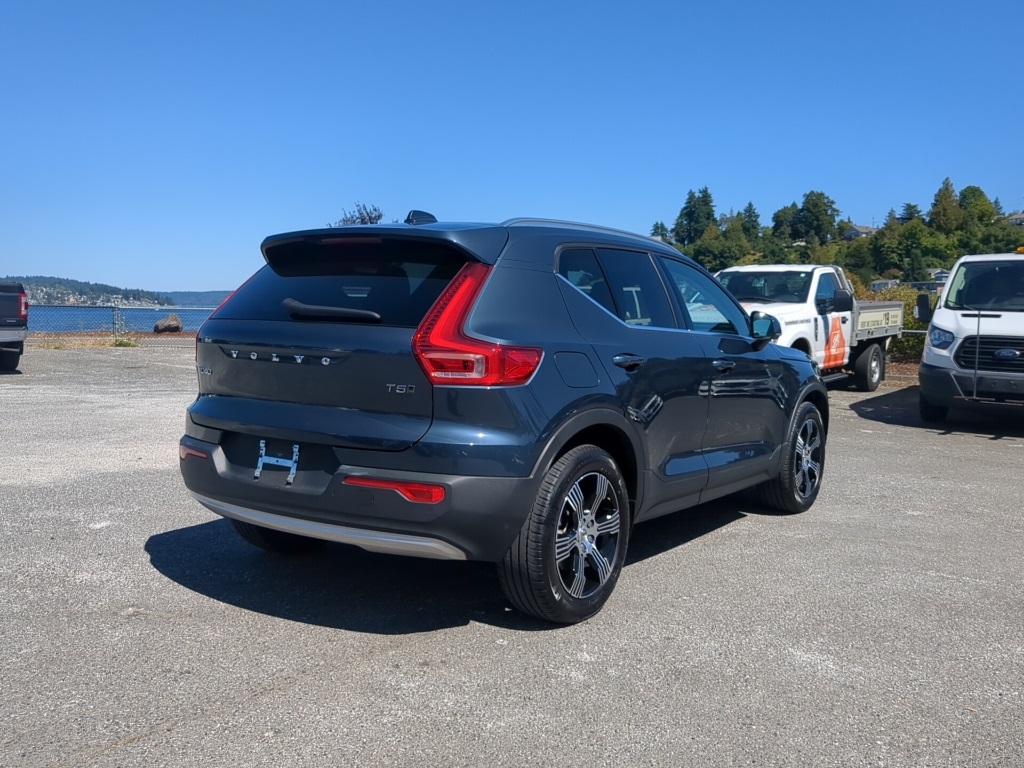 2022 Volvo XC40 T5 Inscription AWD photo 19