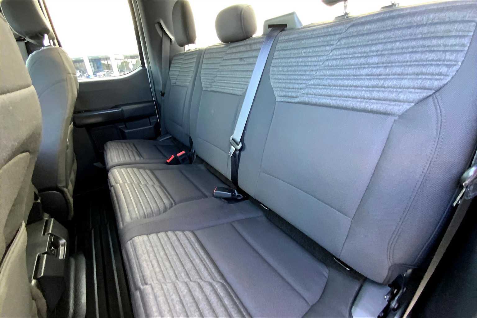 2023 Ford F-150 XL photo 19