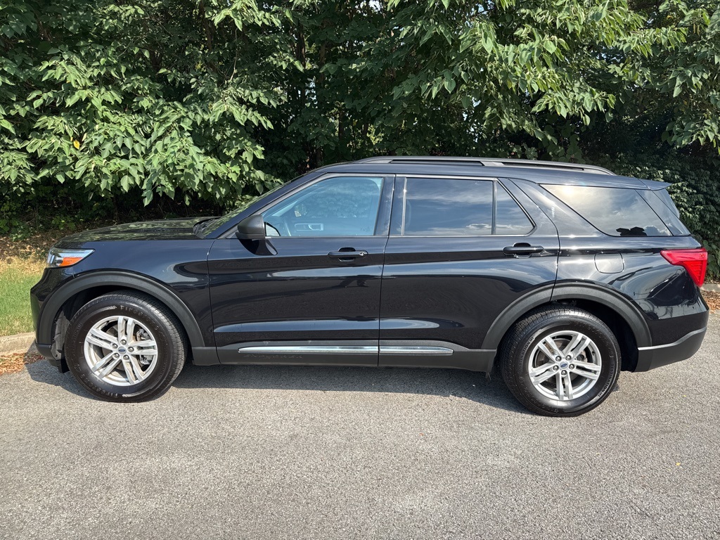 2021 Ford Explorer XLT photo 6