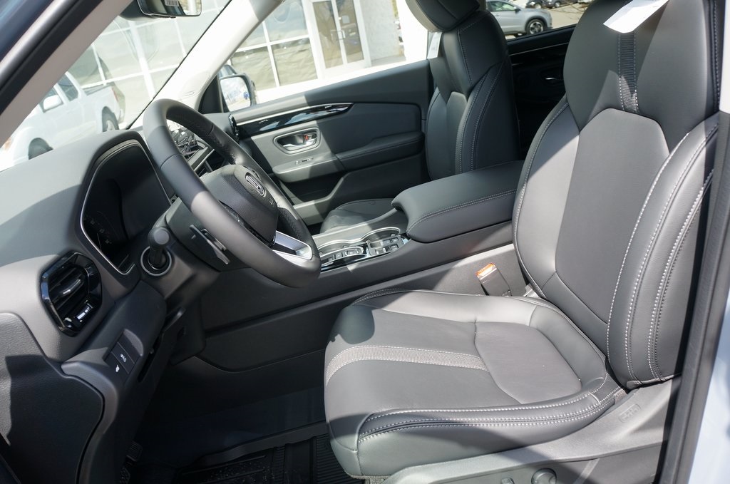 2025 Honda Pilot Touring photo 11