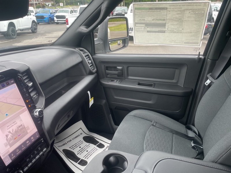 2026 Ram 3500 Tradesman photo 13