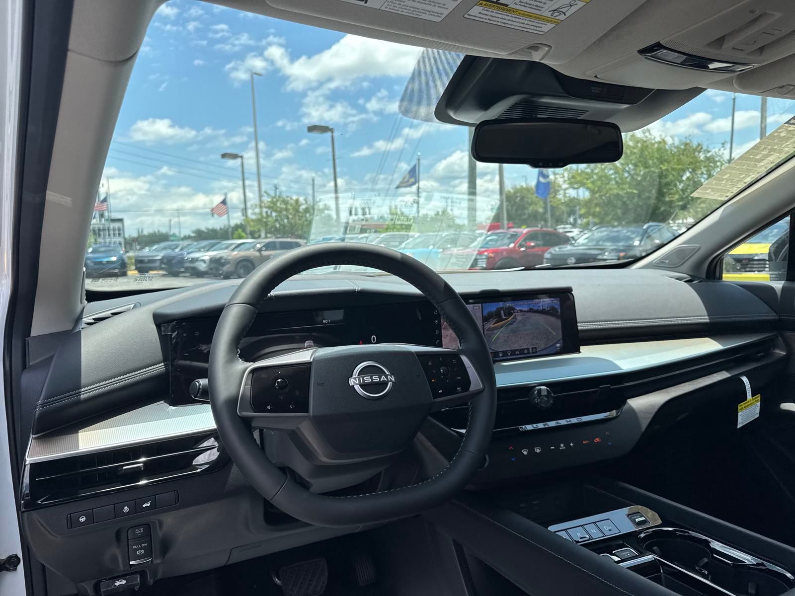 2025 Nissan Murano SL photo 10