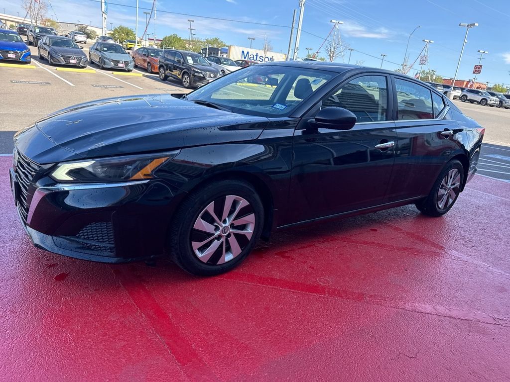 2023 Nissan Altima 2.5 S photo 20