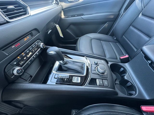 2025 Mazda CX-5 2.5 S Preferred photo 26