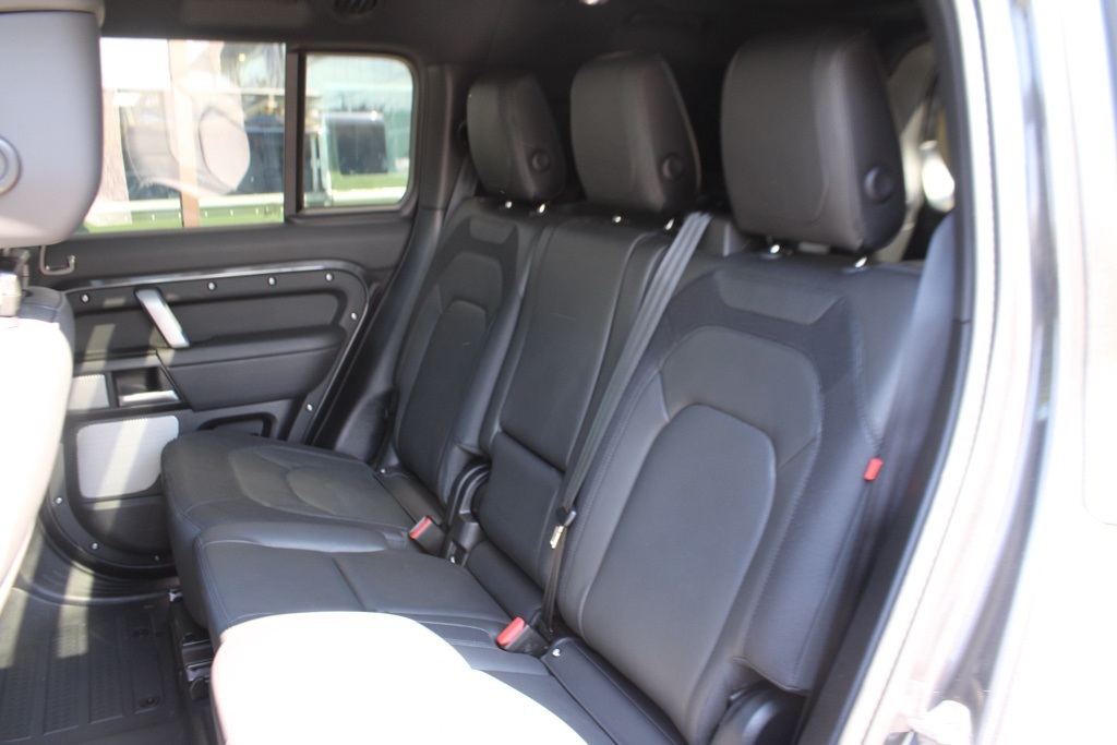 2024 Land Rover Defender Outbound photo 24