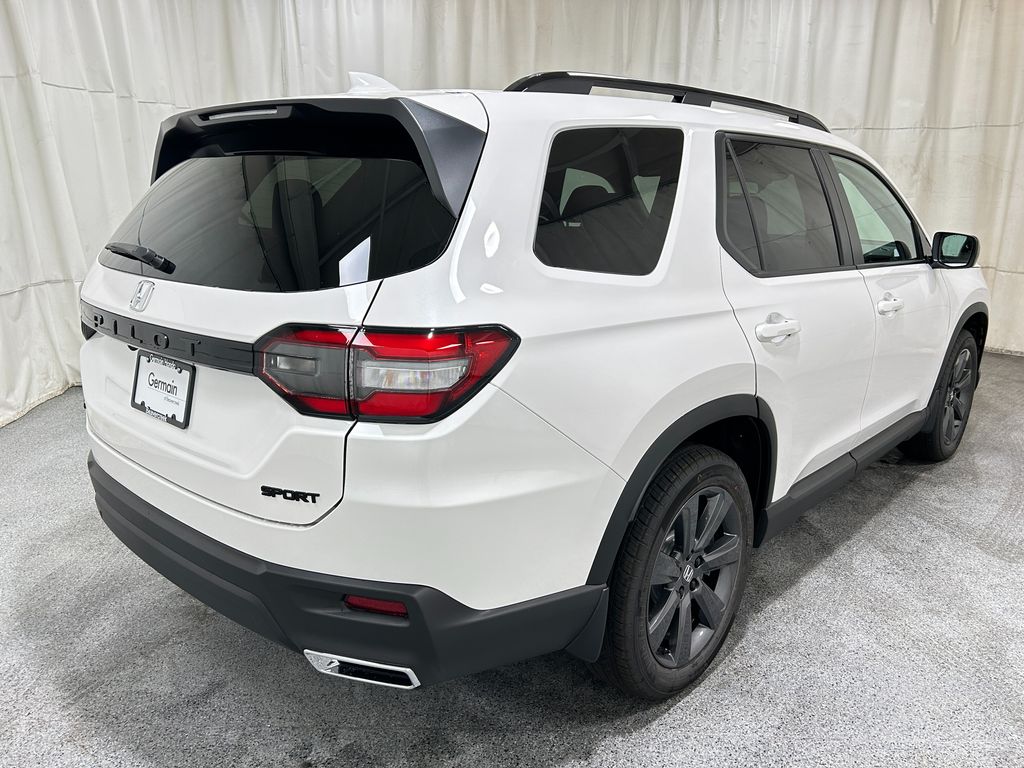 2025 Honda Pilot Sport photo 4