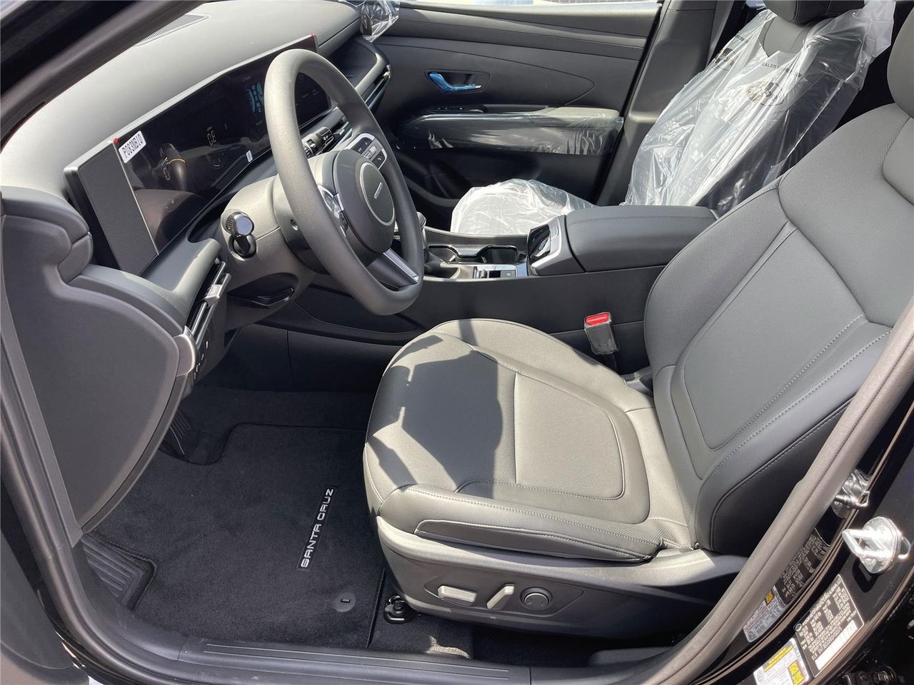 2025 Hyundai Santa Cruz SEL photo 4