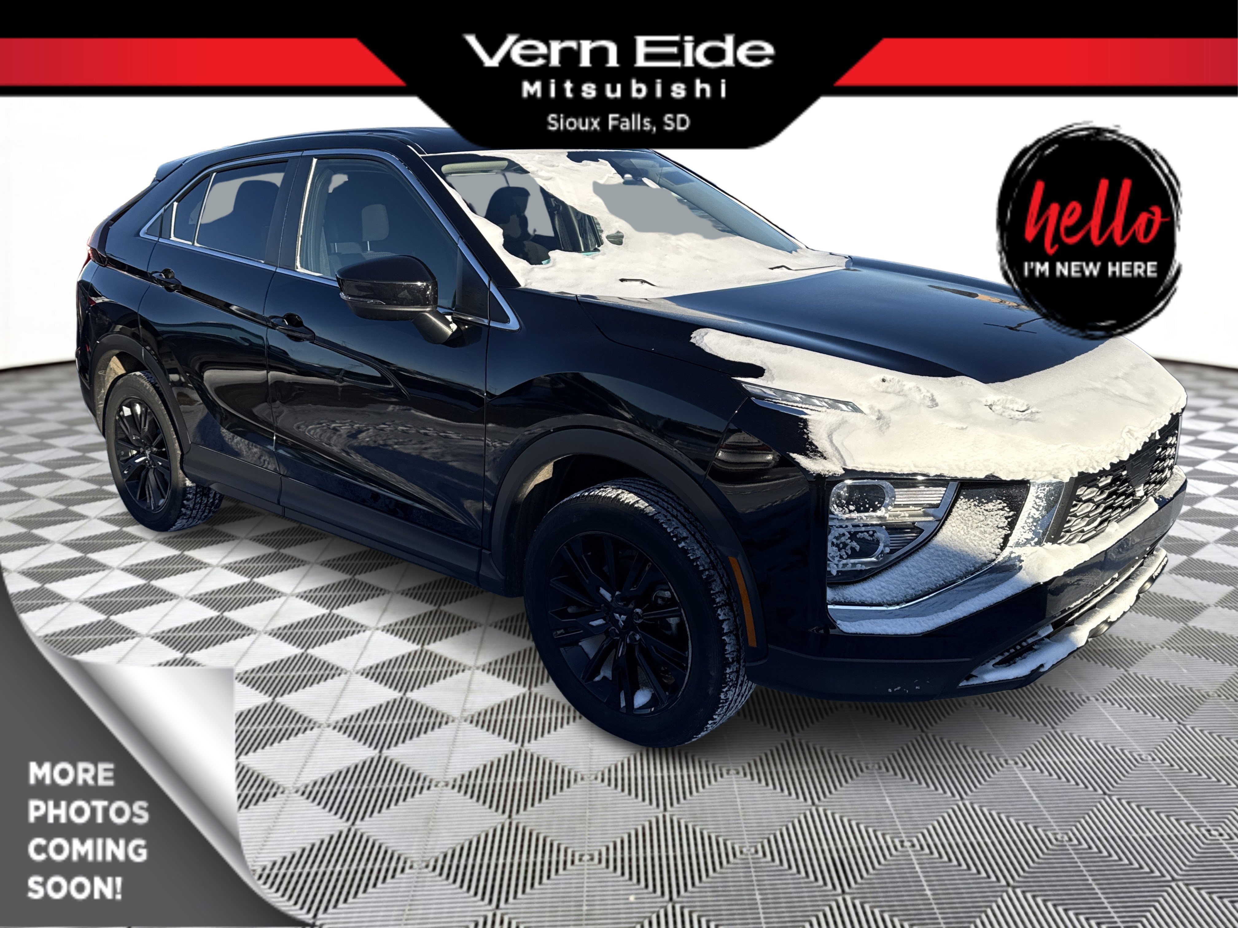 2023 Mitsubishi Eclipse Cross LE's photo