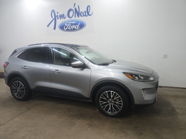 2022 Ford Escape SEL's photo