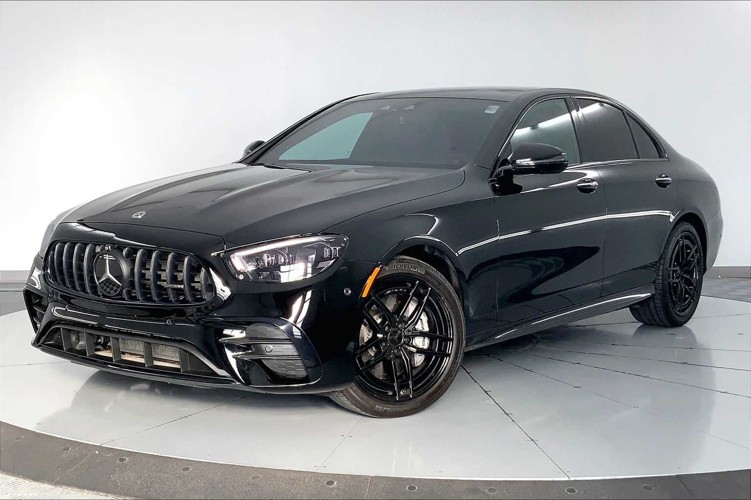 2022 Mercedes-Benz E-Class AMG E 53's photo