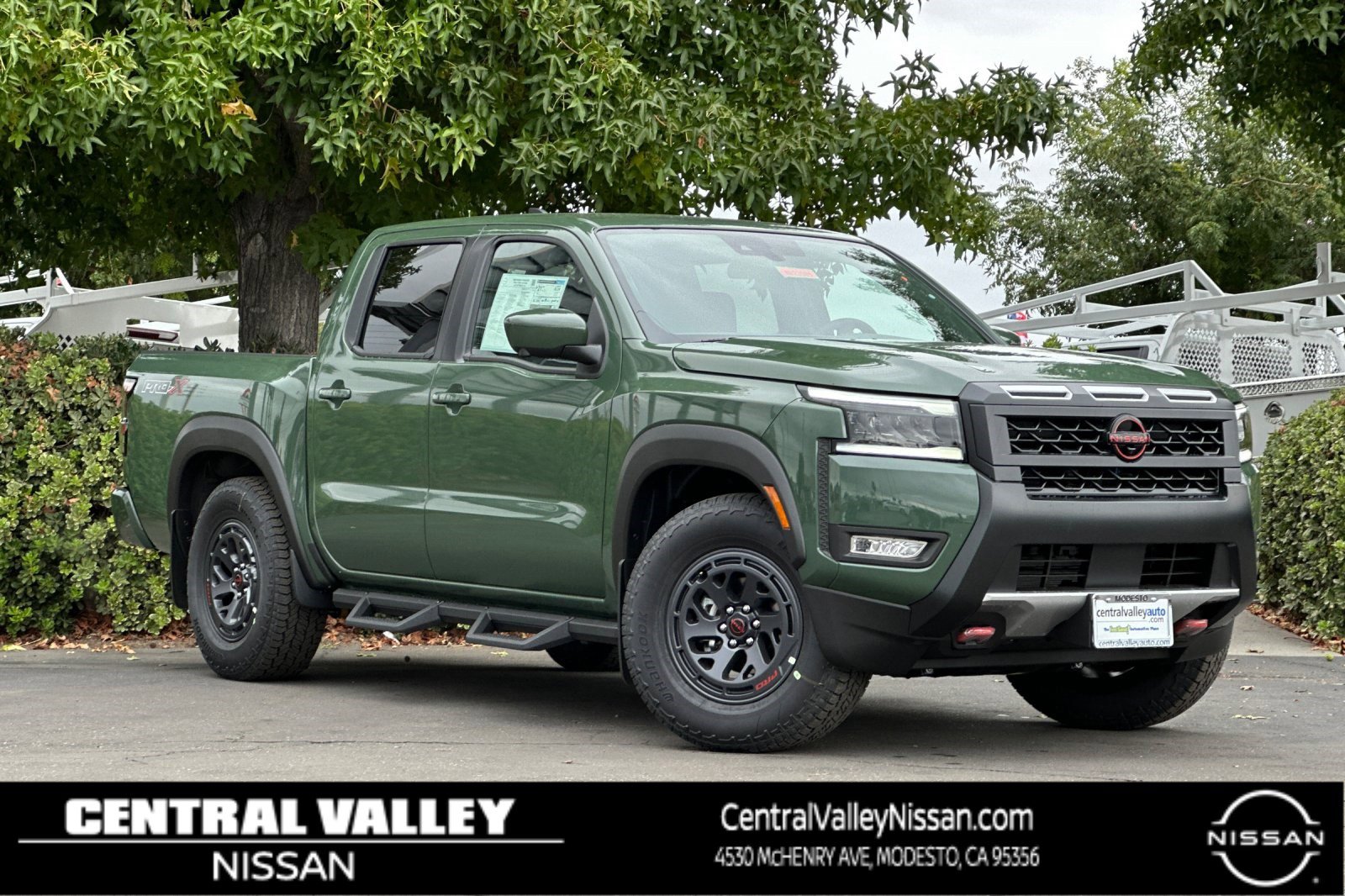 2026 Nissan Frontier PRO-X's photo