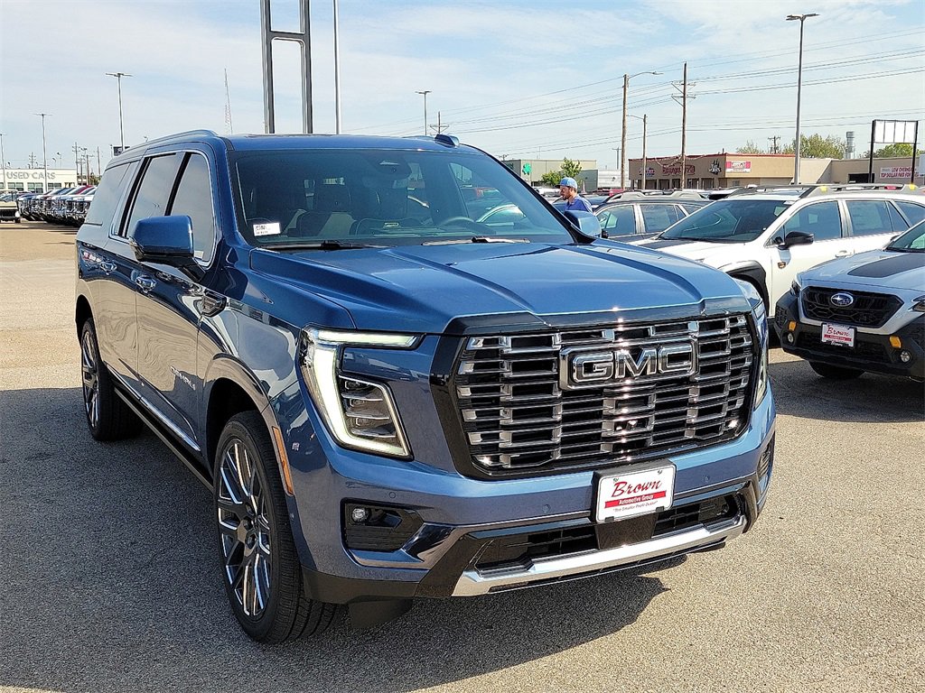 2026 Gmc Yukon XL Denali Ultimate photo 2