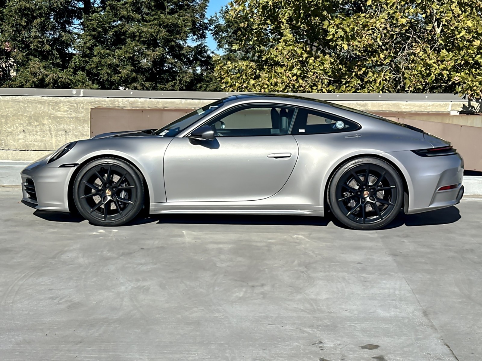 2026 Porsche 911 T photo 3