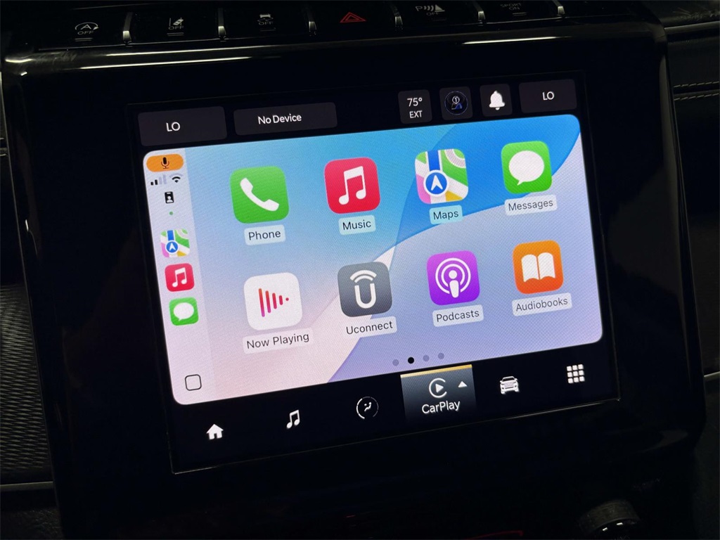 2023 Jeep Grand Cherokee Laredo photo 13