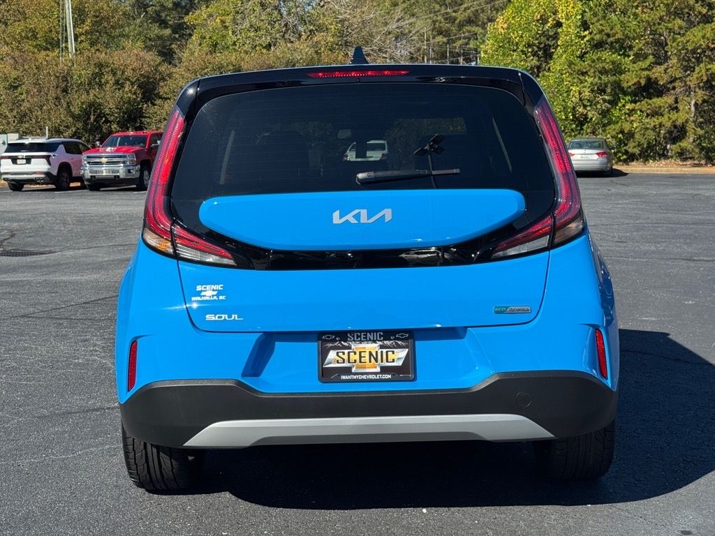 2025 Kia Soul EX photo 3