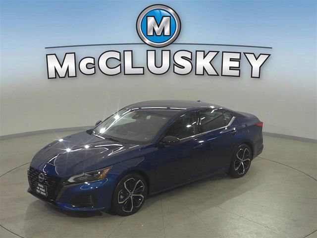 2024 Nissan Altima SR's photo