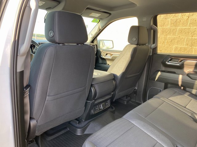 2023 Chevrolet Silverado 1500 RST photo 10