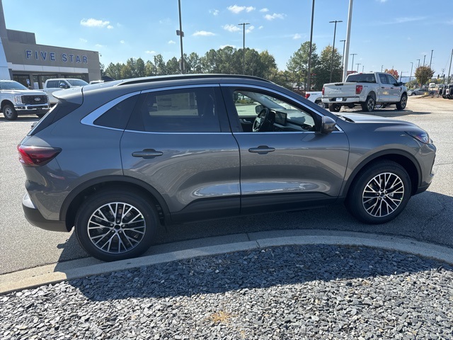 2025 Ford Escape Plug-In Hybrid Base photo 12