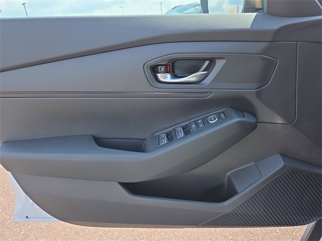 2025 Honda Accord LX photo 7