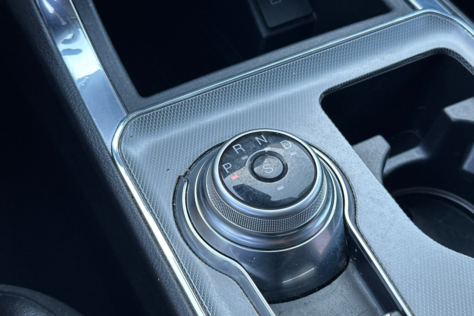 2022 Ford Edge Titanium photo 20