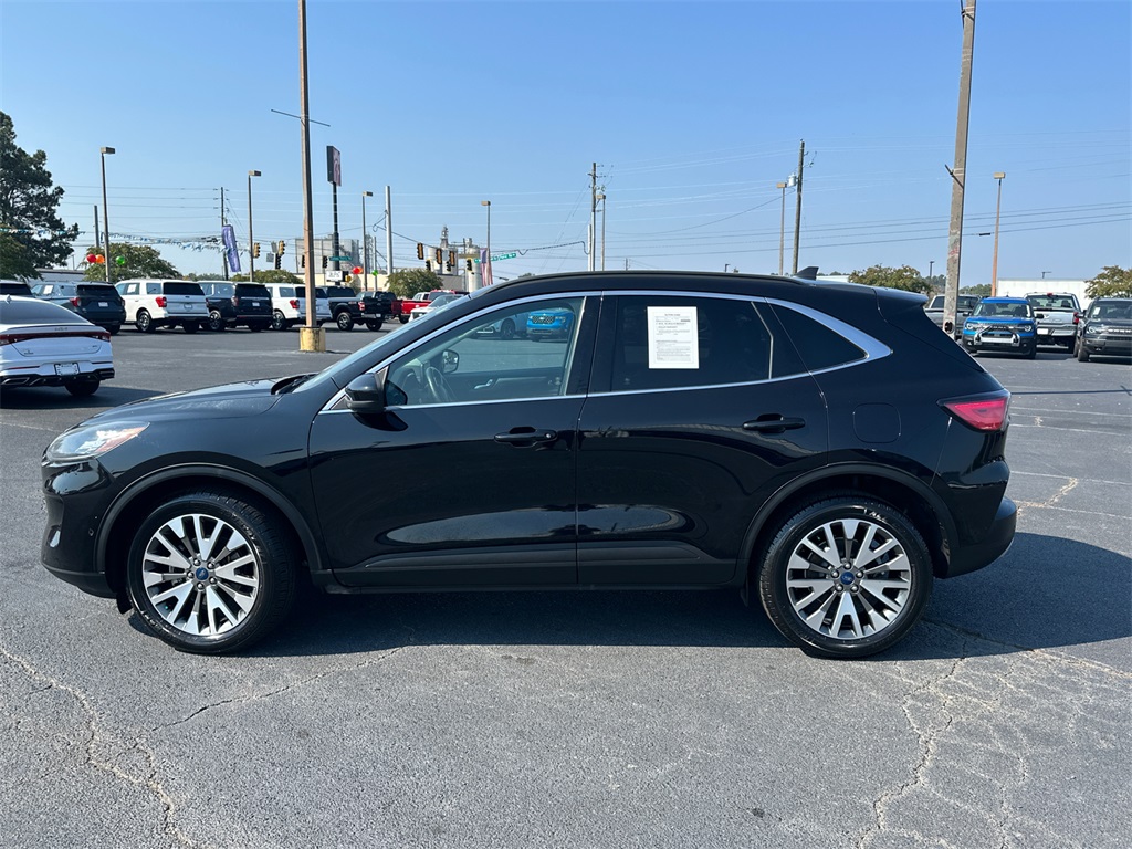 2021 Ford Escape Titanium photo 5