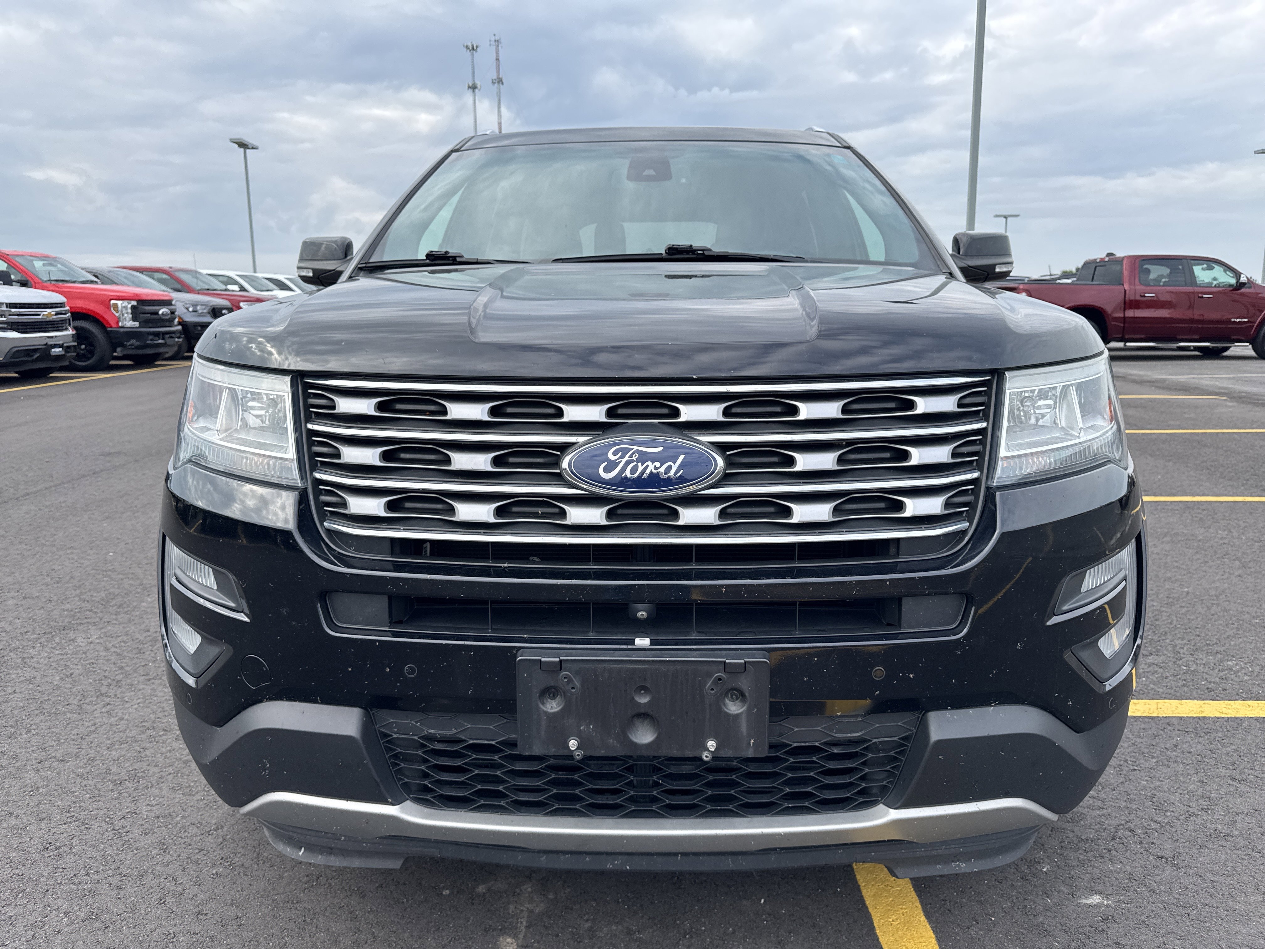Used 2016 Ford Explorer Limited with VIN 1FM5K8F88GGC34170 for sale in Saint Charles, Minnesota