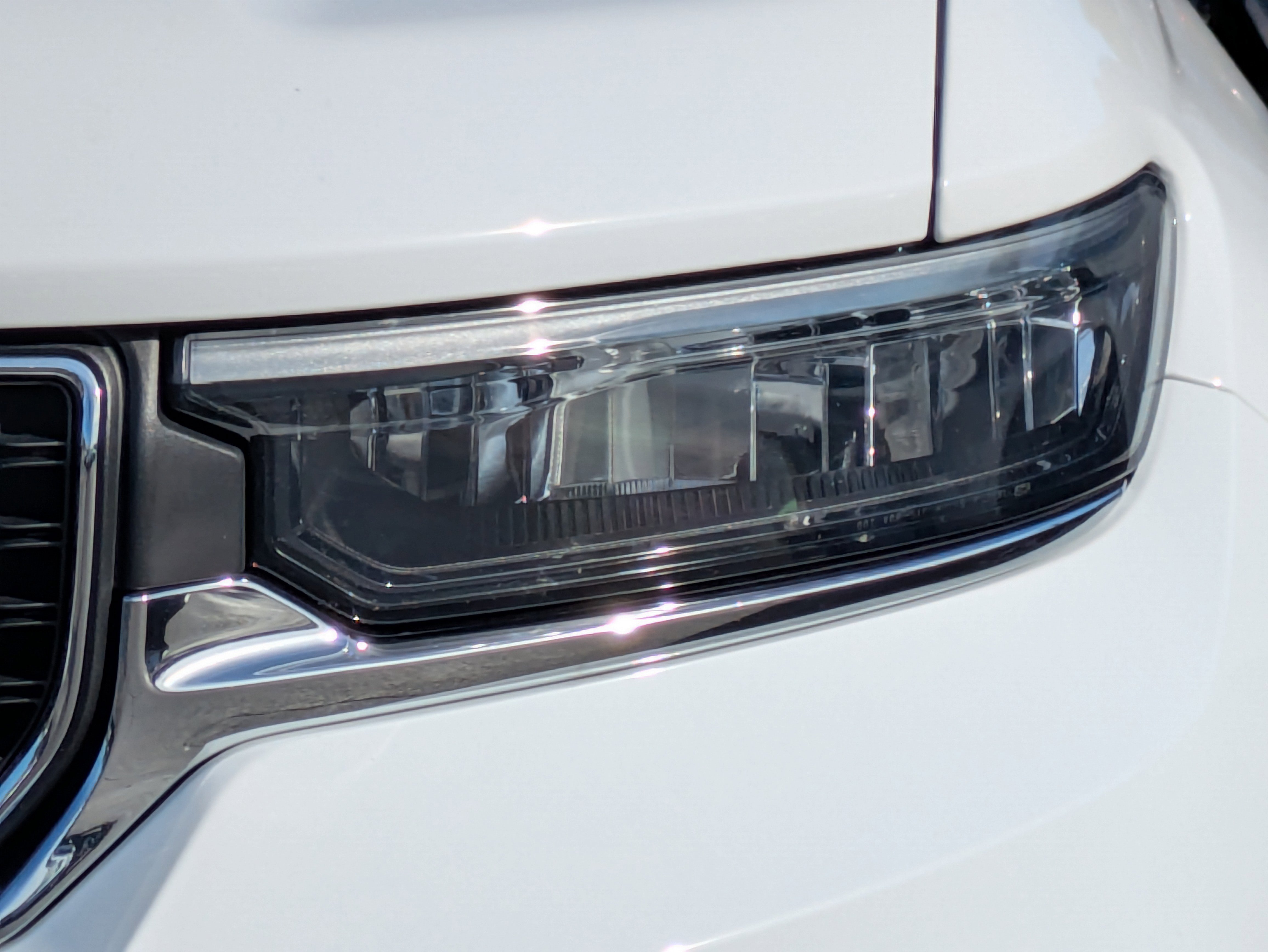 2023 Jeep Grand Cherokee Laredo photo 2