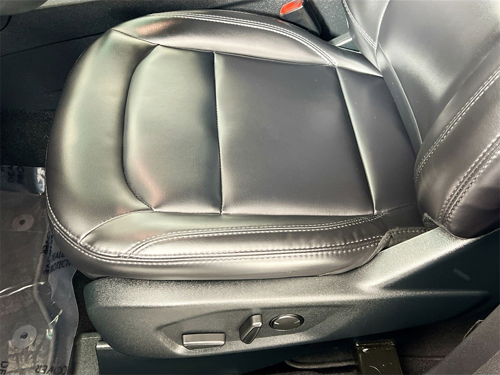 2019 Ford Explorer XLT photo 19