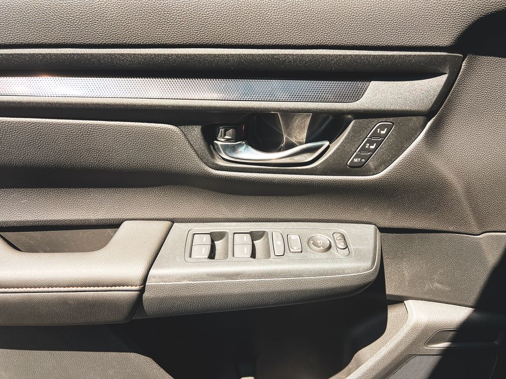 2026 Honda CR-V Hybrid Sport-L photo 13