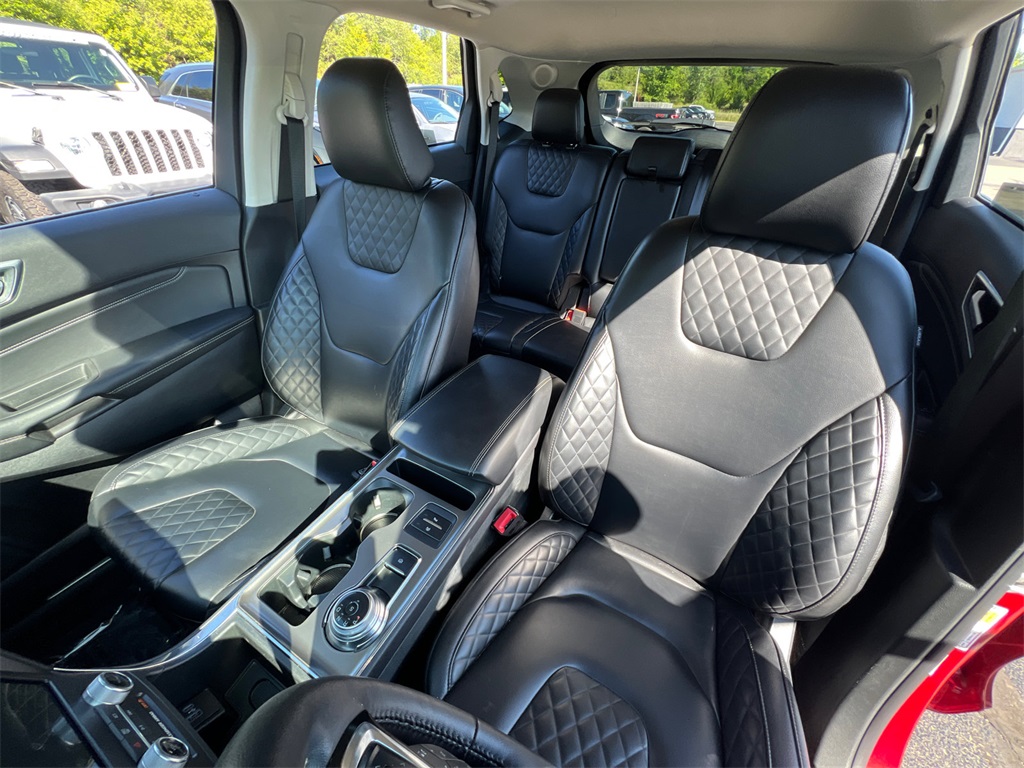 2024 Ford Edge Titanium photo 23
