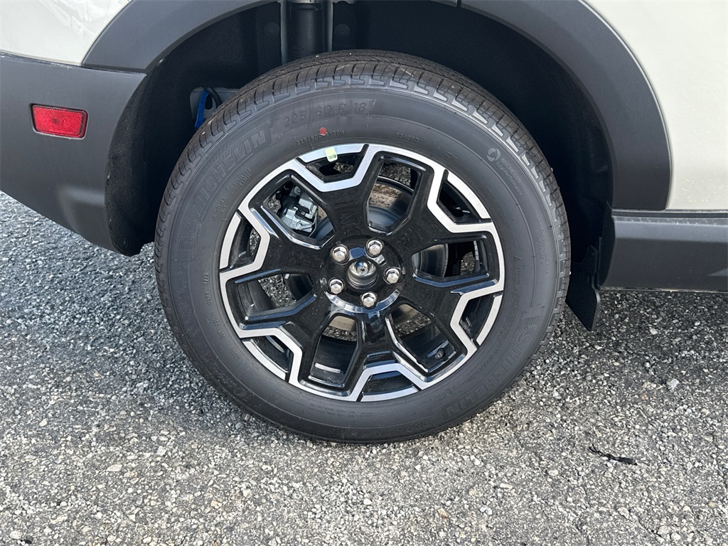 2025 Ford Bronco Sport Outer Banks photo 16