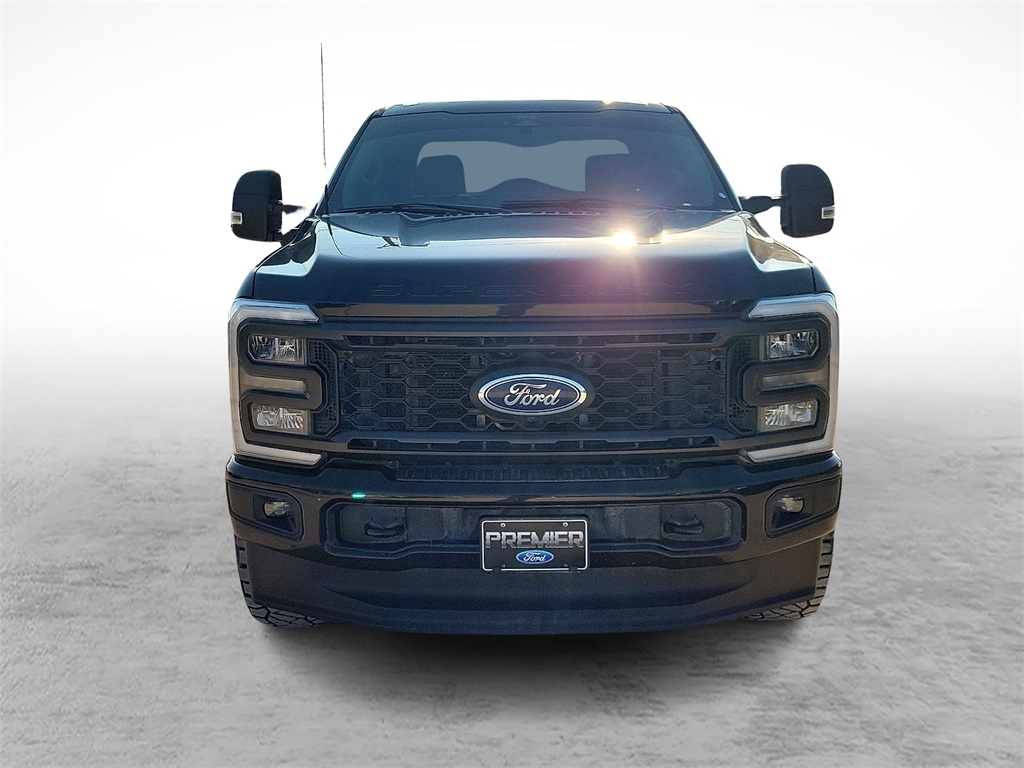 2024 Ford F-250 XL photo 3