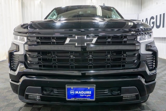 2024 Chevrolet Silverado 1500 RST photo 2